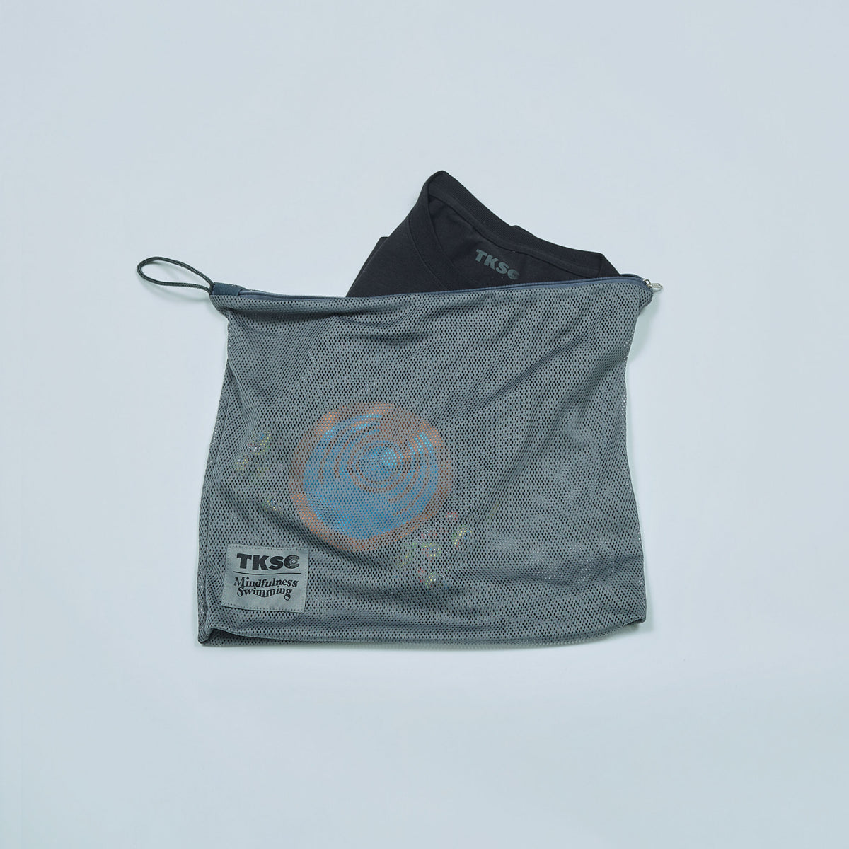 T-SHIRT “OUR SUN" — MIDNIGHT