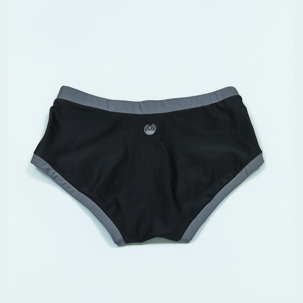 MEN’S SWIMWEAR “TKSC” ー BLK